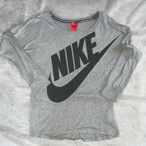 Nike lightweight long sleeve